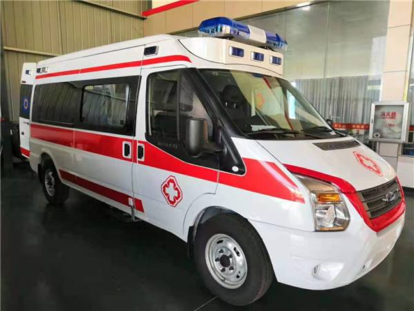 珲春市福特V362救护车